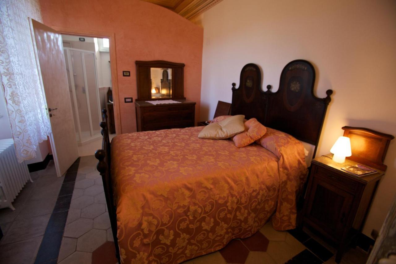 Villa Eugenia Cairo Montenotte Pokoj fotografie